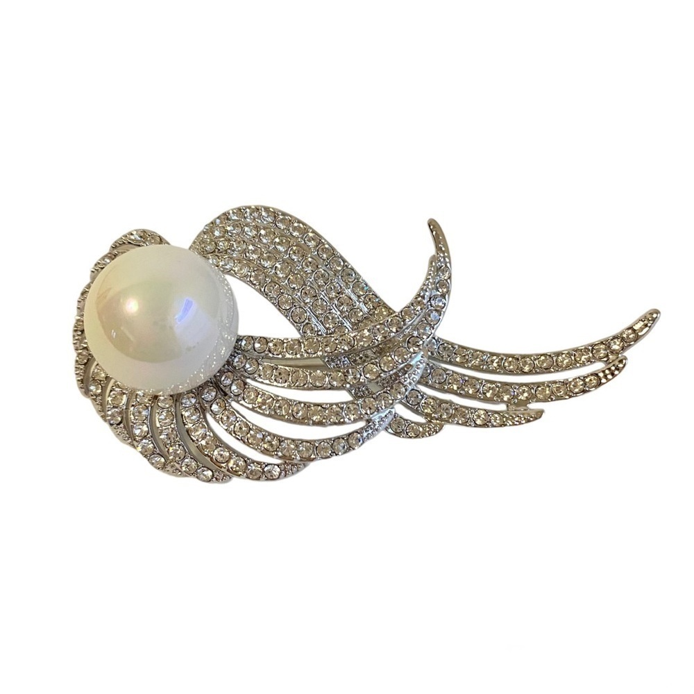 Vintage Pearl Rhinestone Brooch Wing Pendant Silver Tone Festive Costume Jewelry
